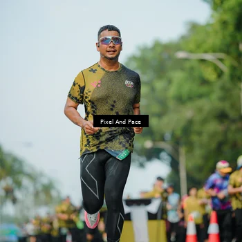 Runner Photo 6874633