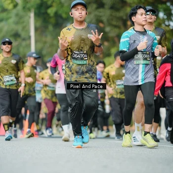 Runner Photo 6874635