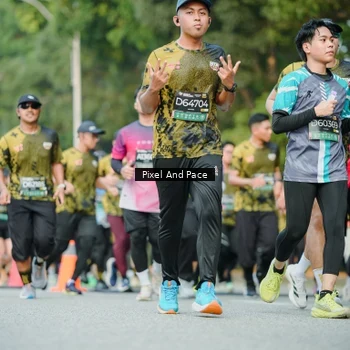 Runner Photo 6874636
