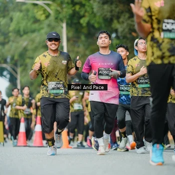 Runner Photo 6874649