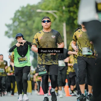 Runner Photo 6874664