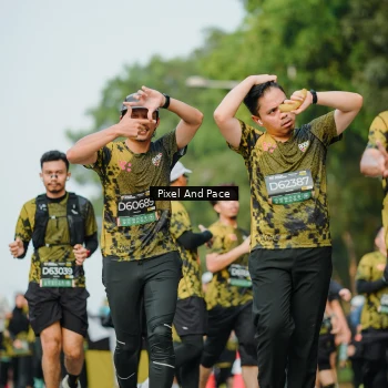 Runner Photo 6874705