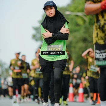 Runner Photo 6874709