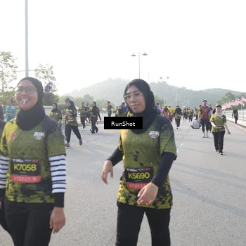 Runner Photo 6874716