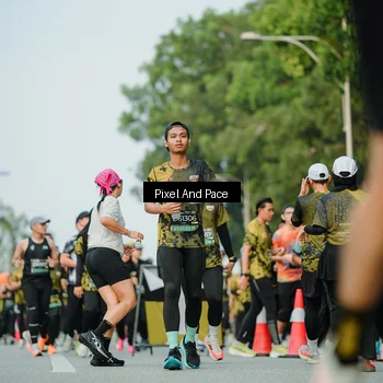 Runner Photo 6874733