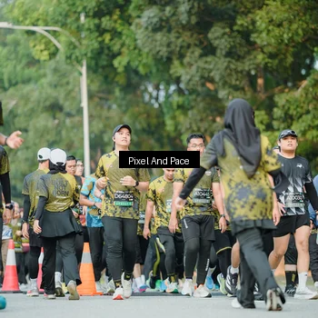 Runner Photo 6874736
