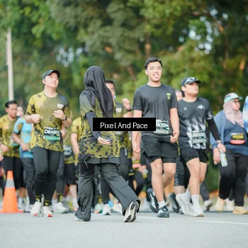 Runner Photo 6874737