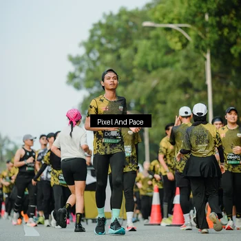 Runner Photo 6874745
