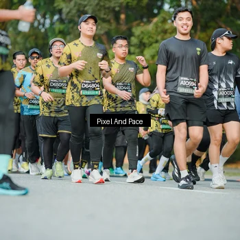 Runner Photo 6874750