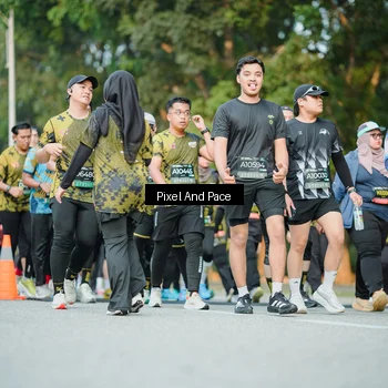 Runner Photo 6874762