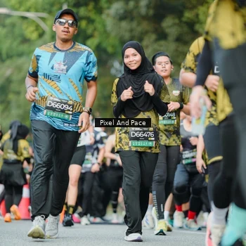 Runner Photo 6874765