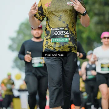 Runner Photo 6874785