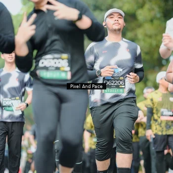 Runner Photo 6874792