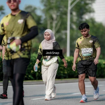 Runner Photo 6874812
