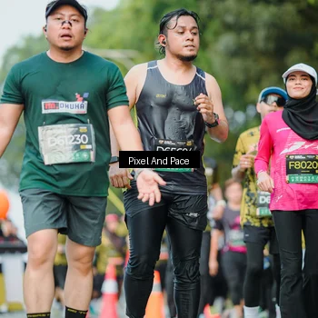 Runner Photo 6874859