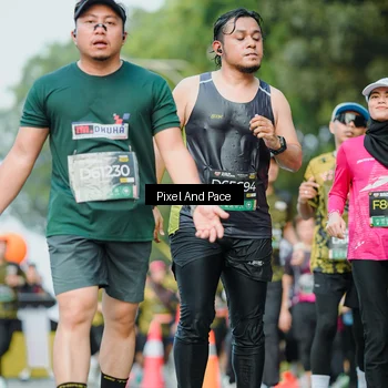 Runner Photo 6874863