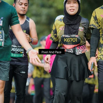 Runner Photo 6874871