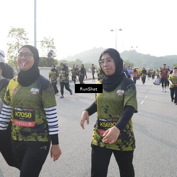 Runner Photo 6874878