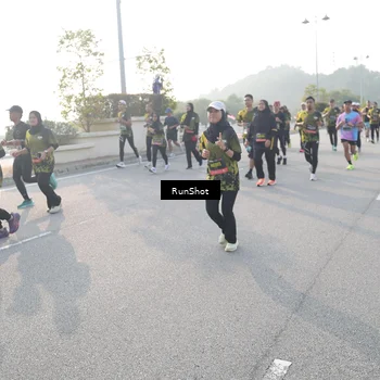 Runner Photo 6874914