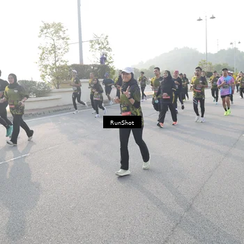 Runner Photo 6874930