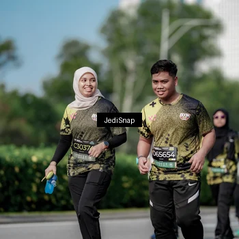 Runner Photo 6874941