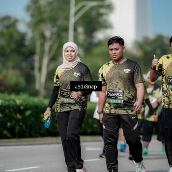 Runner Photo 6874956