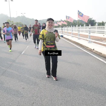 Runner Photo 6874964
