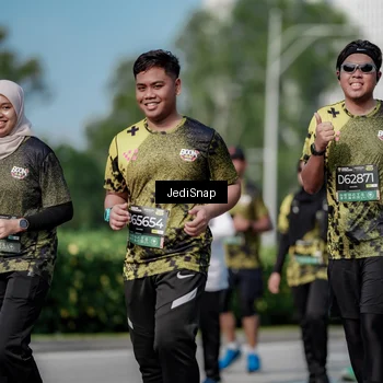Runner Photo 6874984