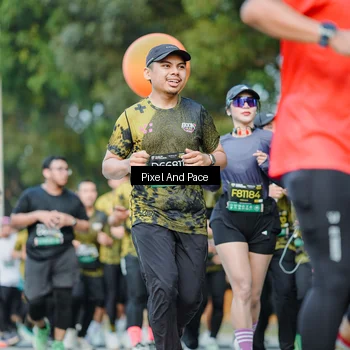 Runner Photo 6875024
