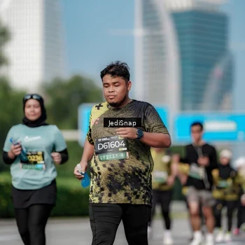 Runner Photo 6875033