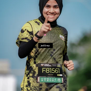 Runner Photo 6875117