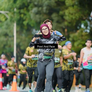 Runner Photo 6875167