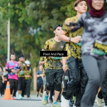 Runner Photo 6875181