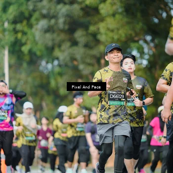 Runner Photo 6875203