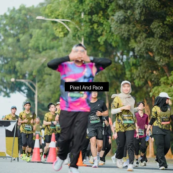 Runner Photo 6875253