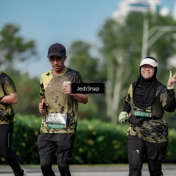 Runner Photo 6875256