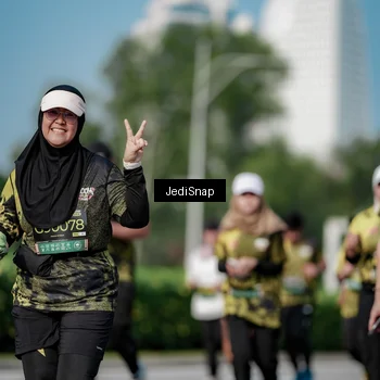 Runner Photo 6875318