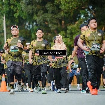 Runner Photo 6875335