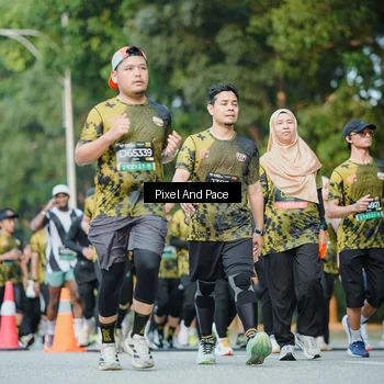 Runner Photo 6875336