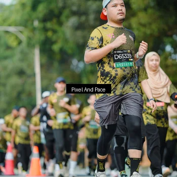 Runner Photo 6875343