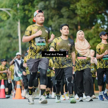 Runner Photo 6875375