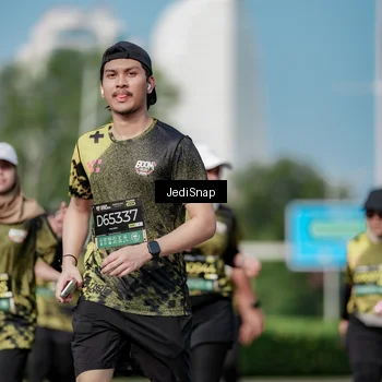 Runner Photo 6875389