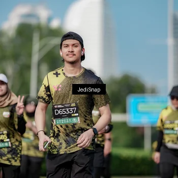 Runner Photo 6875485