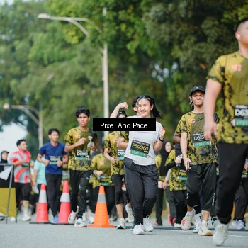 Runner Photo 6875523