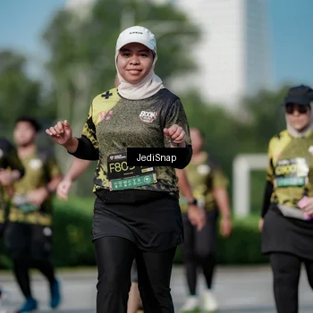 Runner Photo 6875572