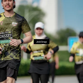 Runner Photo 6875619