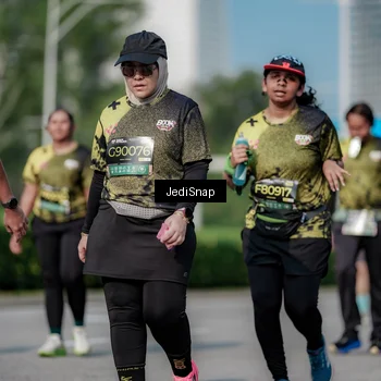 Runner Photo 6875678