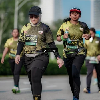 Runner Photo 6875686