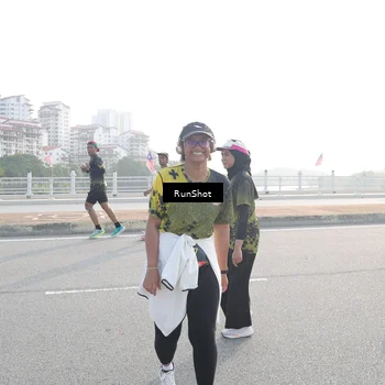 Runner Photo 6876015