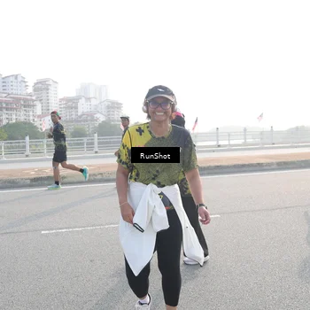 Runner Photo 6876018